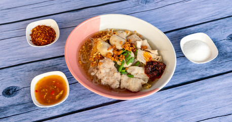 Thai Food Mixes of Rice Dishes and Noodles 
