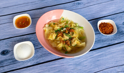 Thai Food Mixes of Rice Dishes and Noodles 