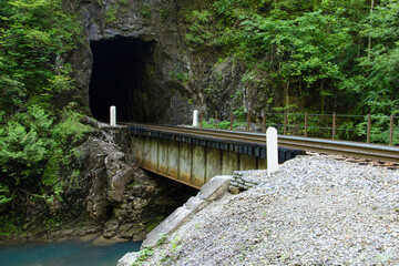 Fototapeta premium Natural Tunnel railroad tunnel is the namesake and centerpiece of the Natural Tunnel State Park in state of Virginia.