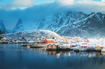 Stickers pour porte Reinefjorden snow in Reine Village, Lofoten Islands, Norway