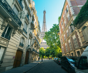 building in Paris near Eiffel Tower