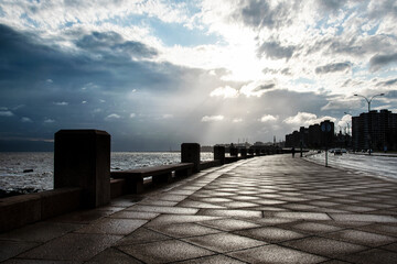 Obraz premium High Contrast Urban Coast Scene, Montevideo, Uruguay