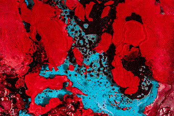 The texture is red, black and blue.