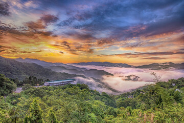 Naklejka na ściany i meble Xiaogetou Sea of Clouds Sunrise Taiwan