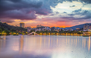 Fototapeta na wymiar Taiwan Miaoli big lake park evening color