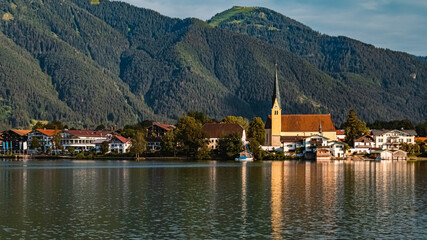 Fototapeta premium Beautiful alpine summer view of Rottach-Egern with reflections at the famous Tegernsee, Bavaria, Germany