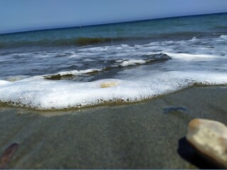 the sea is a bottomless world.quiet rustle of coastal waves.