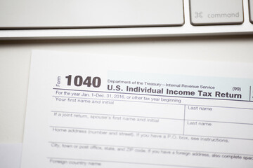 Tax Return: 1040 U.S. Individual Income Tax Return Form	