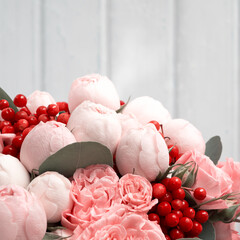 Obraz na płótnie Canvas Wedding bouquet with bright berries.