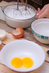 The making of mini pavlovas