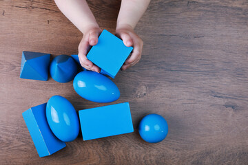 geometrik volumetrik bodies on the table