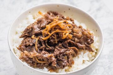 牛肉のしぐれ煮丼