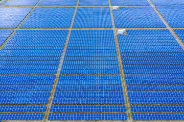 太陽光発電・ソーラーパネル・ドローン空撮