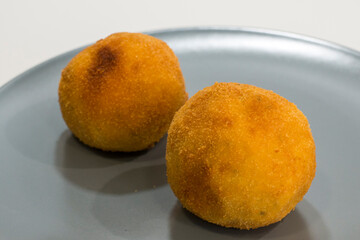 PATATAS RELLENAS ATÚN 