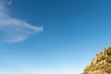 PARAPENTE AL ATARDECER PIEDRAHÍTA AVILA