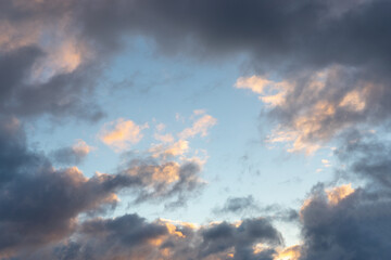 Fototapeta na wymiar Beautiful morning sky with a natural cloud frame.