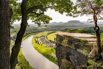 Blick auf die Elbe im Elbsandsteingebirge