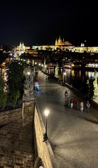 Fototapeta na wymiar night view of Prag