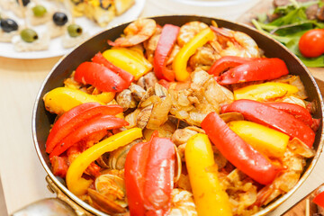 手作りのディナーパーティ