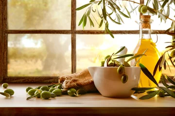 Küchenrückwand glas motiv Natural olive oil from organic harvest in rural house © Davizro Photography