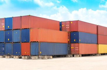 Container storage yard For rail transport