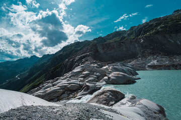 Paisaje de un glaciar en Suiza