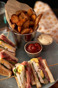Club Sandwich with Wedges