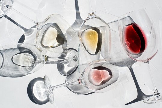 wine glasses with different types of wine