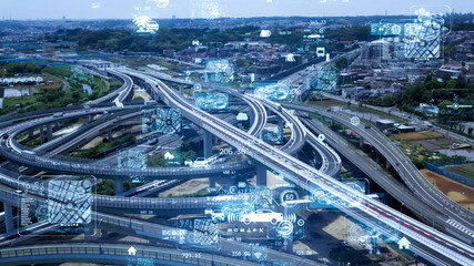 Fototapeta na wymiar 交通とテクノロジー　高速道路のジャンクション空撮とネットワークイメージ　ITS　MaaS