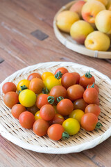 採りたてのミニトマト