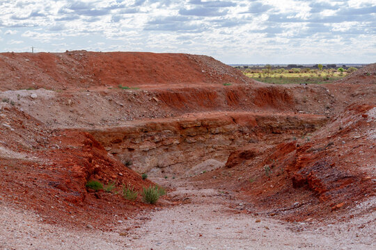 Opal Mining At Lightning Ridge, Australia