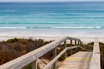 Fototapeta na wymiar A walkway toward a beach on the Eyre Peninsular, South Australia
