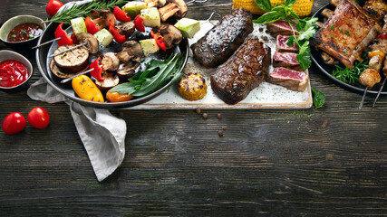 Assorted grilled meat with vegetables
