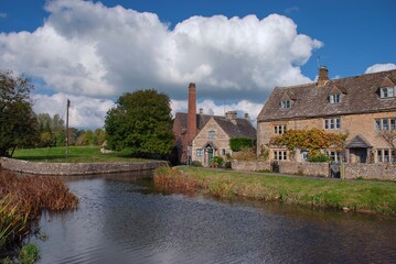 Naklejka premium The picturesque village of Lower Slaughter in the Cotswolds, England