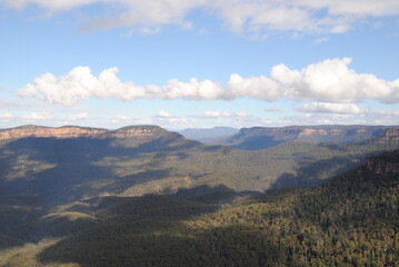 Naklejka na ściany i meble The cliffs and the hiking trails in the Blue Mountains national park in Australia on the sunny winter day