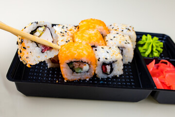 popular asian rolls lunch order to home online