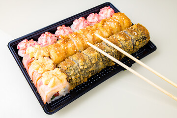 popular asian rolls lunch order to home online