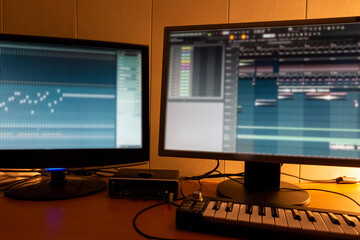 Naklejka premium Workplace in a small home music studio.