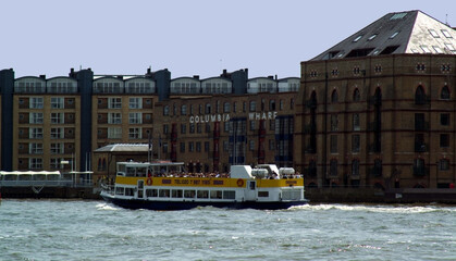 Canary Wharf River Thames London Docks Dockland Housing development