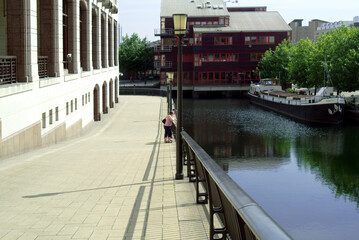 Canary Wharf River Thames London Docks Dockland Housing development
