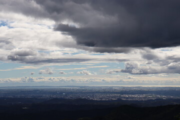 日本の美しい三次元の空と雲