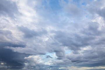 Obraz premium Thunderclouds on the daytime blue sky