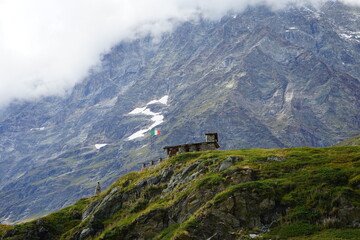 Fototapeta na wymiar Rifugio alpino
