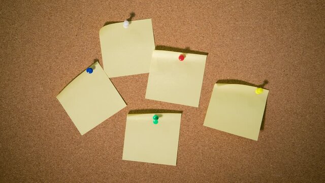 Note paper on a cork board - Stop Motion Animation