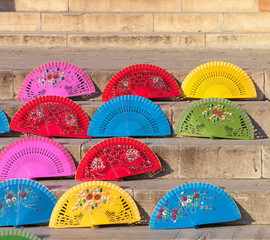 abanico de colores flamenco feria sevilla