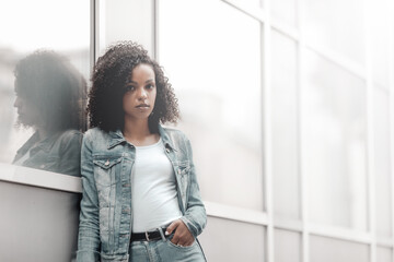 Fototapeta premium Black young pretty girl relaxing outdoor