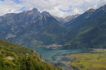 Fototapeta na wymiar The beautiful landscape around the mountains of Lake Como in Lombardy in Northern Italy