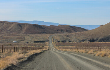 Dust road to the mountains