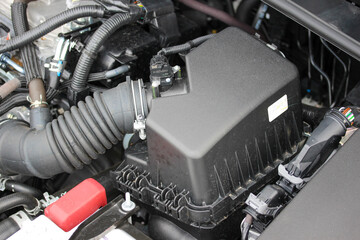 Air box in vehicle engine bay