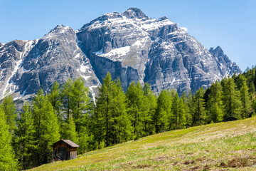 Fototapeta na wymiar Kirchdach mountain in the Stubai Alps in Tyrol, Austria.